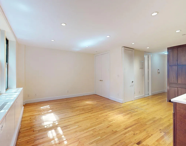 156 Prince Street - Photo Thumbnail 3
