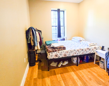 277 Halsey Street - Photo Thumbnail 10