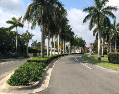 500 Layne Boulevard - Photo Thumbnail 11