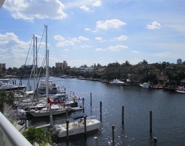 45 Hendricks Isle - Photo Thumbnail 3