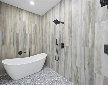 2811 Rodeo Drive - Photo Thumbnail 10
