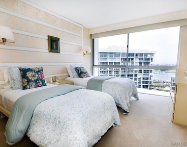 1760 Avenida Del Mundo - Photo Thumbnail 9