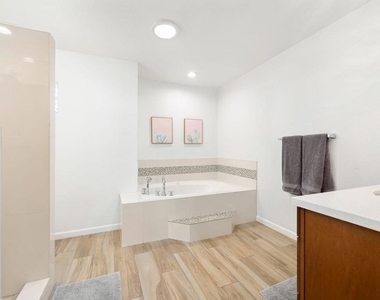 40960 La Costa Circle W - Photo Thumbnail 22