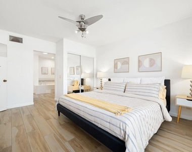 40960 La Costa Circle W - Photo Thumbnail 19