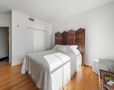11011 Legacy 306 Lane - Photo Thumbnail 27