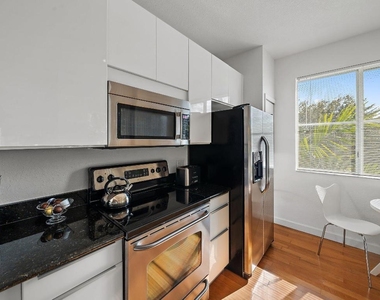 11011 Legacy 306 Lane - Photo Thumbnail 13