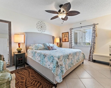 275 Palm Avenue - Photo Thumbnail 6