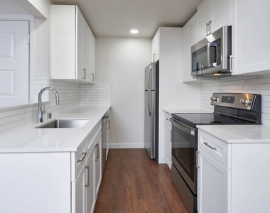 4277 148th Ave. N.e. - Photo Thumbnail 3