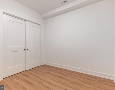 1519 Ridge Avenue - Photo Thumbnail 27