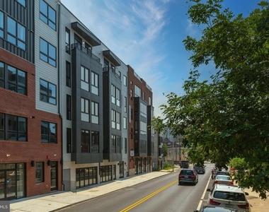 1519 Ridge Avenue - Photo Thumbnail 1