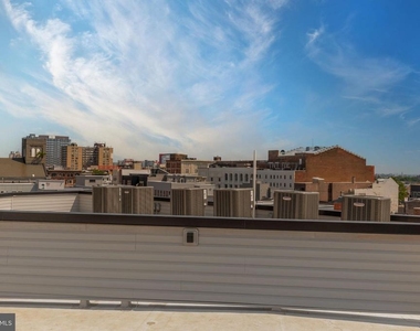 1519 Ridge Avenue - Photo Thumbnail 21