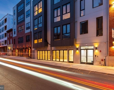 1519 Ridge Avenue - Photo Thumbnail 13