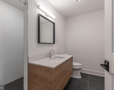 1519 Ridge Avenue - Photo Thumbnail 36
