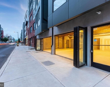 1519 Ridge Avenue - Photo Thumbnail 18