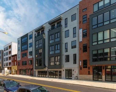 1519 Ridge Avenue - Photo Thumbnail 2