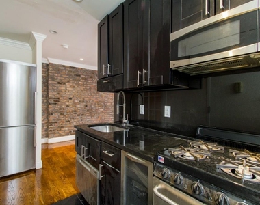 115 Mulberry Street - Photo Thumbnail 2