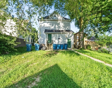 185 N Entrance Avenue - Photo Thumbnail 15
