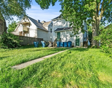 185 N Entrance Avenue - Photo Thumbnail 16