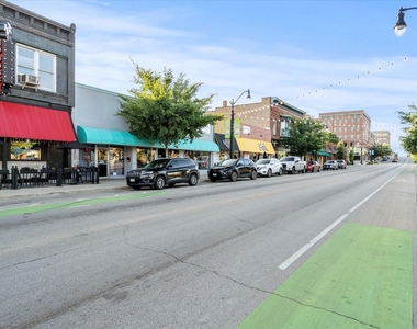185 N Entrance Avenue - Photo Thumbnail 18