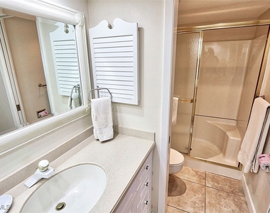 26000 Hickory Boulevard - Photo Thumbnail 19