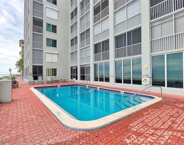 26000 Hickory Boulevard - Photo Thumbnail 24
