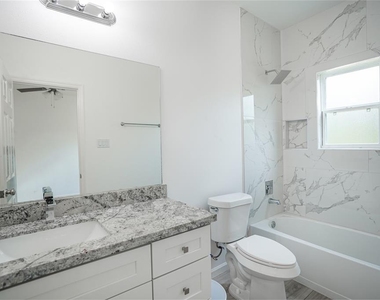 7914 Laura Koppe Road - Photo Thumbnail 10