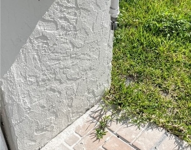 260 Southbay Drive - Photo Thumbnail 24