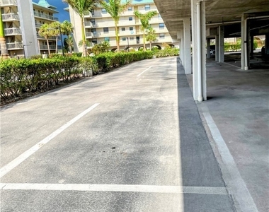 260 Southbay Drive - Photo Thumbnail 26