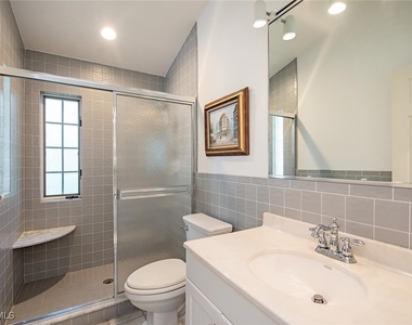 369 2nd Avenue N - Photo Thumbnail 20