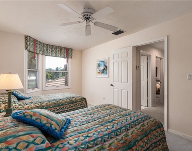 6658 Trident Way - Photo Thumbnail 20