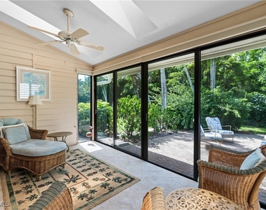6658 Trident Way - Photo Thumbnail 4
