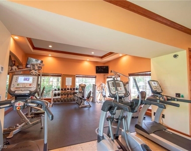 1220 Wildwood Lakes Boulevard - Photo Thumbnail 31