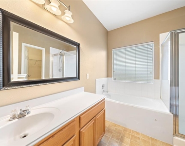 25203 Spring Iris Lane - Photo Thumbnail 14
