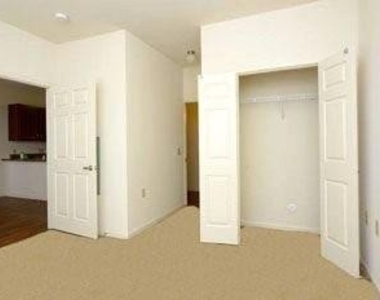 202 N Magnolia Dr - Photo Thumbnail 7