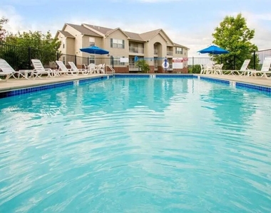 1 Chapel Ridge Cir - Photo Thumbnail 1