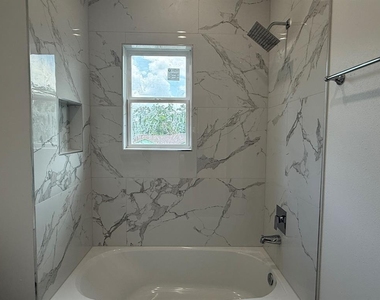 7914 Laura Koppe Road - Photo Thumbnail 8