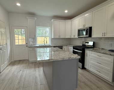 7914 Laura Koppe Road - Photo Thumbnail 1