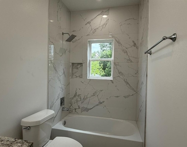 7914 Laura Koppe Road - Photo Thumbnail 7