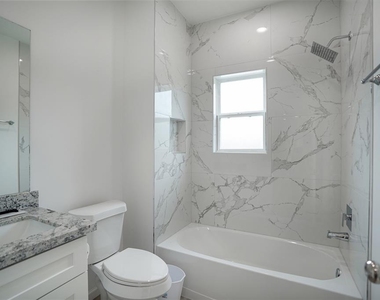 7914 Laura Koppe Road - Photo Thumbnail 10