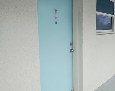 4000 Ocean Beach Boulevard - Photo Thumbnail 1