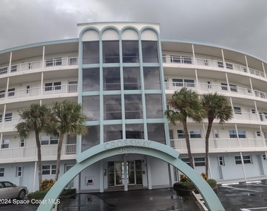 4000 Ocean Beach Boulevard - Photo Thumbnail 38