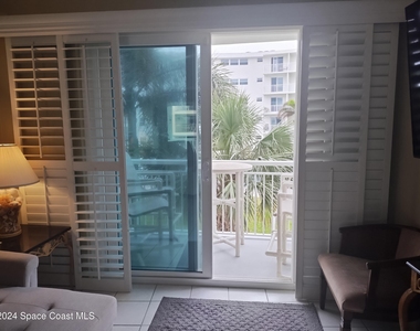 4000 Ocean Beach Boulevard - Photo Thumbnail 9