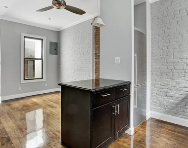 East 37th Street - Photo Thumbnail 7