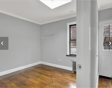 East 26 Street - Photo Thumbnail 3