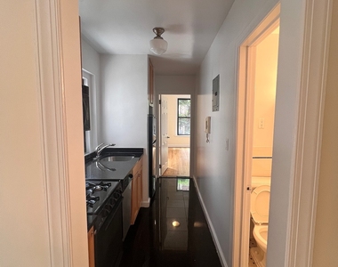 East 84 Street - Photo Thumbnail 1