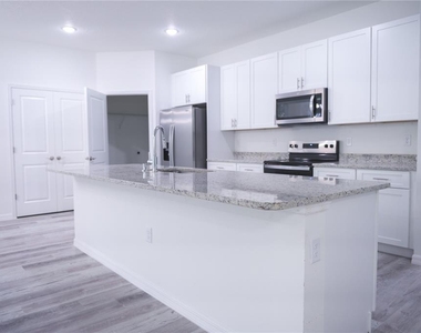 10034 N Darwin Way - Photo Thumbnail 45