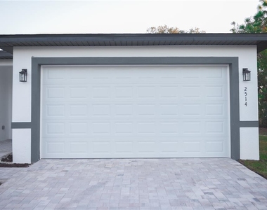 10034 N Darwin Way - Photo Thumbnail 30