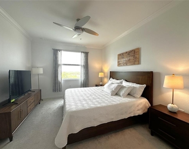 14121 Heritage Landing Boulevard - Photo Thumbnail 9