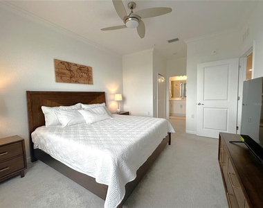 14121 Heritage Landing Boulevard - Photo Thumbnail 10