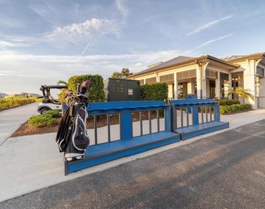14121 Heritage Landing Boulevard - Photo Thumbnail 40